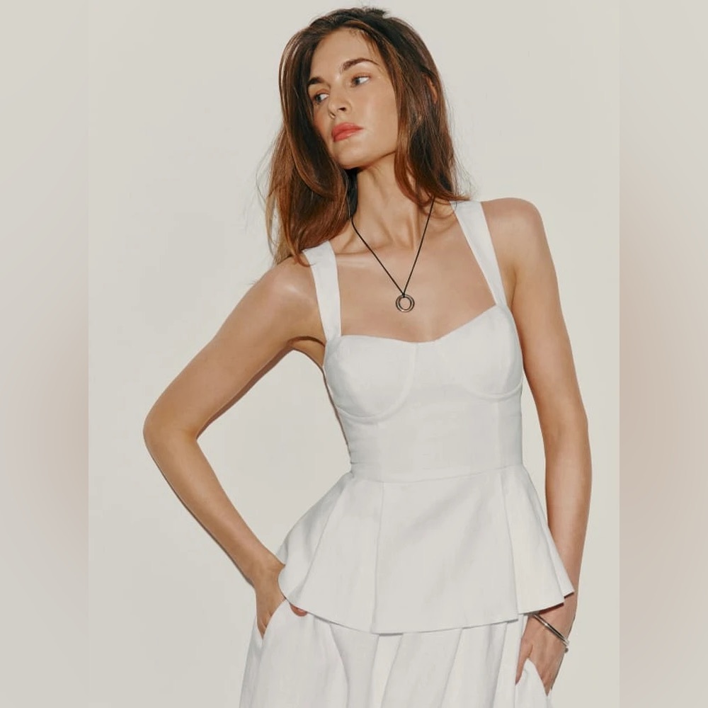 NWT Reformation Misty Linen Two Piece Set in White - Picture 3 of 4